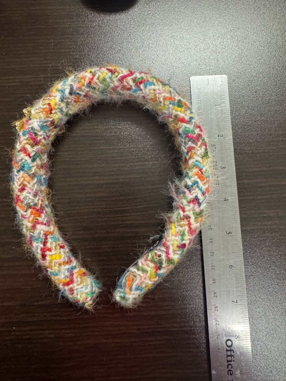 CHANEL Multicolor Knit Headband with Gold Pearl CC - Picture 5 of 7